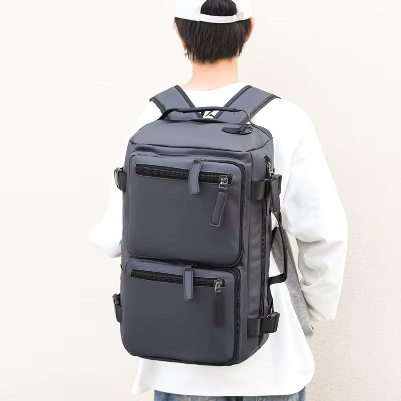 Sac à dos unique, grand et pratique avec options de port multiples