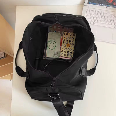 Sac de sport moderne et polyvalent – Un design alliant style et fonctionnalité