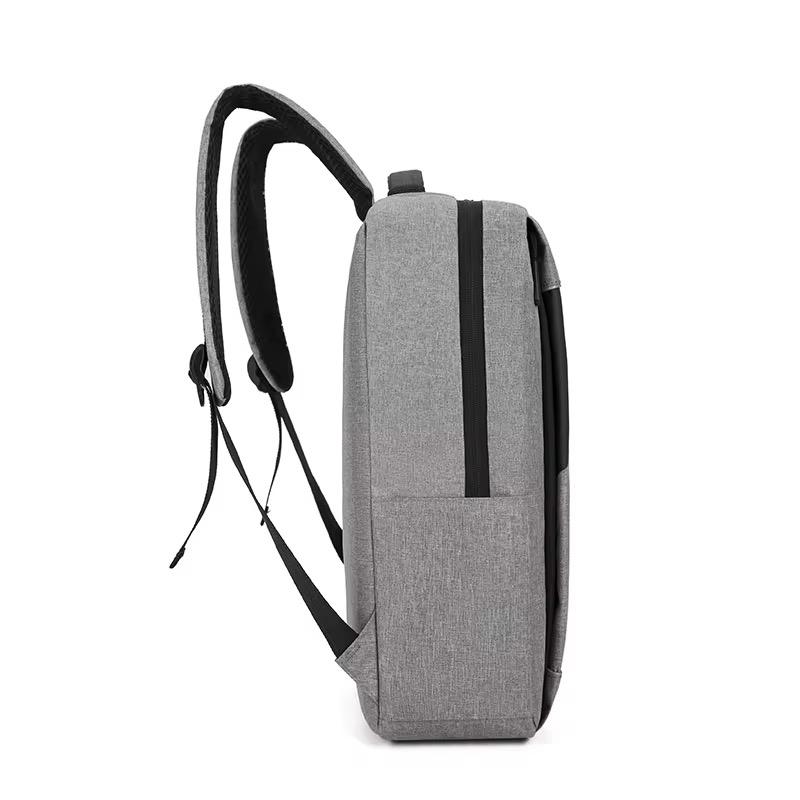 Sac de voyage pour ordinateur portable avec port de chargement USB